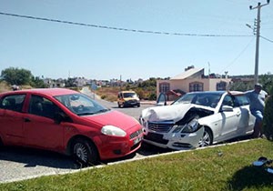 Manavgat'ta kaza: 3 yaralı