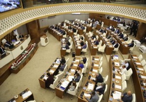 Büyükşehir meclisi'nden ümit Uysal'ı üzecek karar