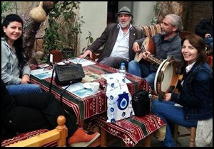 Medresede müzik şenliği