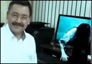 Arkana bak Melih
