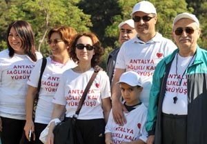 Antalya sağlıklı kalp için yürüdü