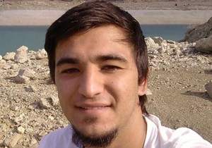 Ailesi pikniğe gidince evde intihar etti