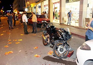 Motosikletler çarpıştı: 2 yaralı
