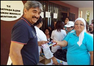 Mahalleliye spor yaptırdı