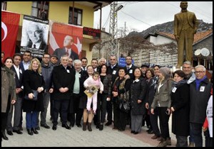 Muammer Aksoy memleketi İbradı'da anıldı