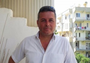 Mahalle muhtarı, tartıştığı arkadaşını öldürdü