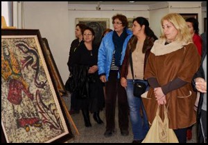 'Mumlu batik' sergisi açıldı