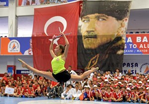 Muratpaşa'da Yaz Spor Okulları açıldı