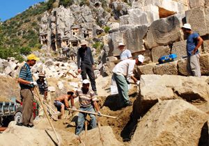 Myra Andriake kazıları başladı