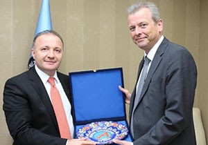 Nürnberg Belediye heyeti, AÜ'yü ziyaret etti
