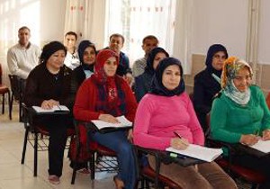 Korkuteli'de hasta ve yaşlı refakatçiliği kursu açıldı