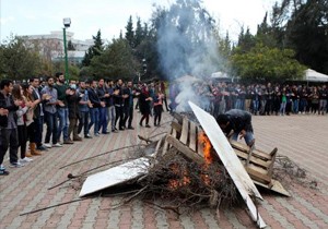 Üniversitede nevruz kutlaması