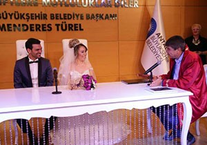 Büyükşehir 2017'de 1600 çiftin nikahını kıydı