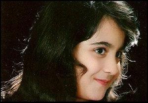 Anneannesi başörtüsüyle boğmuş