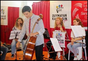 Oda müziği ile tanıştılar