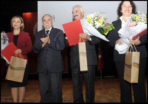 Öğretmenler Günü Antalya'da törenlerle kutlanıyor