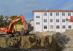 Okul inşaatı başladı