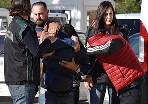 Terminalde uyuşturucu operasyonu; 3 gözaltı