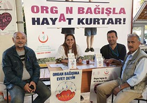 Pazarda organ bağışına ilgi