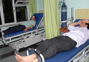 Antalya'dan 33 yolcu alan otobüs kaza yaptı; 22 yaralı var