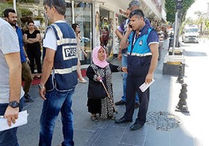 Dilencinin üzerinden ücretsiz ulaşım kartı çıktı