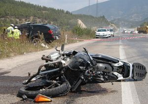 Karabük'te motosikletli çift kazada öldü