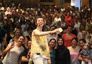 'Oyuncu Anne'ye yoğun ilgi