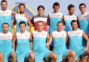 Plaj Milli Futbol Takımı Alanya'da kampa girdi