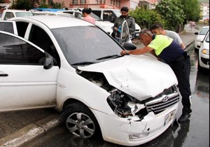 Kaza yapan otomobil iki plakalı çıktı