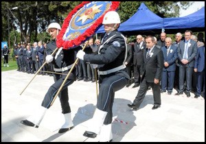 Polis şehitleri, törenle anıldı