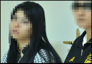 Telefon dolandırıcısı kadın bankada yakalandı