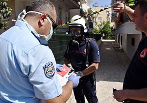 Polisten emekli öğretmenin kızına acı haber