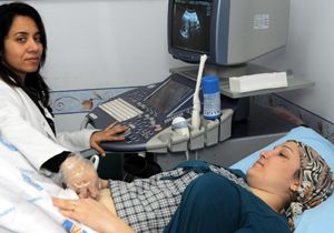 Kadavradan rahim nakli olan Derya'nın ablası ikiz bekliyor