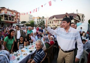 Büyükşehir'den iftar sofrası