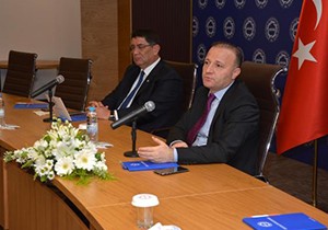 Rektör Ünal esnaf temsilcileriyle buluştu
