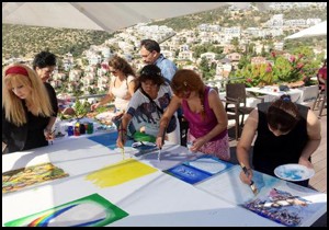 18 sanatçı 'Barış' temalı tablo yaptı