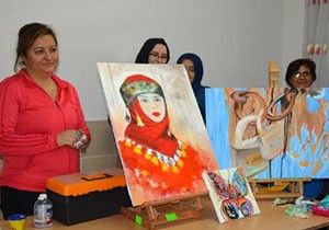 Kadınlardan resim kursuna ilgi