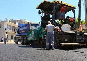 Kumluca ve Finike'ye sıcak asfalt