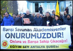 Sendikalardan akademisyenlere destek