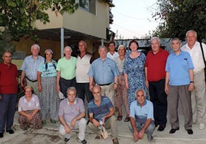 Sendikacılar bahçe ve sera inceledi