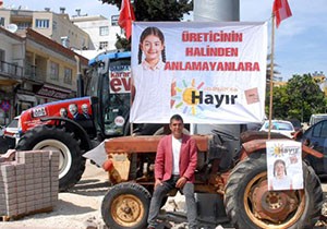Serik'te traktörlü referandum propagandası