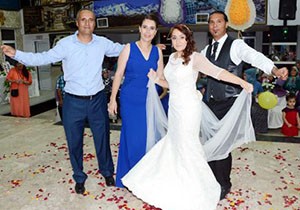 İsviçre'de tanışıp Serik'te evlendiler