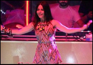 Kemer'de 'Simge' coşkusu