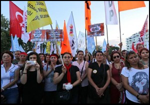 Sivas katliamında ölenler Antalya’da anıldı