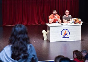 Milli basketbolcu Solak Muratpaşa'da