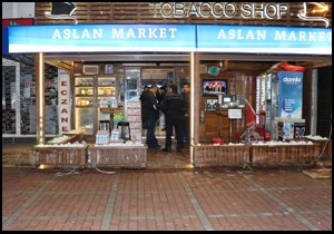 Pompalı tüfekle marketi soydular