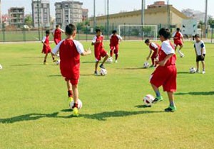 İl spor merkezleri açılıyor