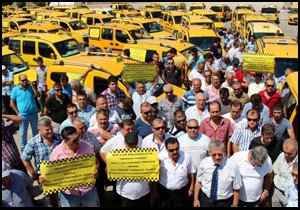 Kemer'de taksicilerin korsan taşımacılık isyanı