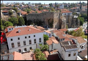 Antalya'da 54 bin tapu yabancılara geçti