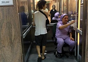 Roket yaparken elleriyle bir gözünü kaybeden Altuğ'un tedavisi sürüyor